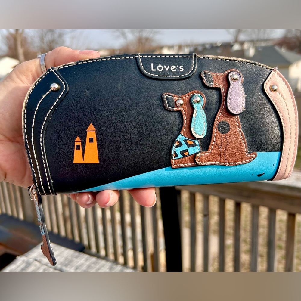 Love’s Dachshund Dog Zip Around Clutch Wallet LIKE NEW!